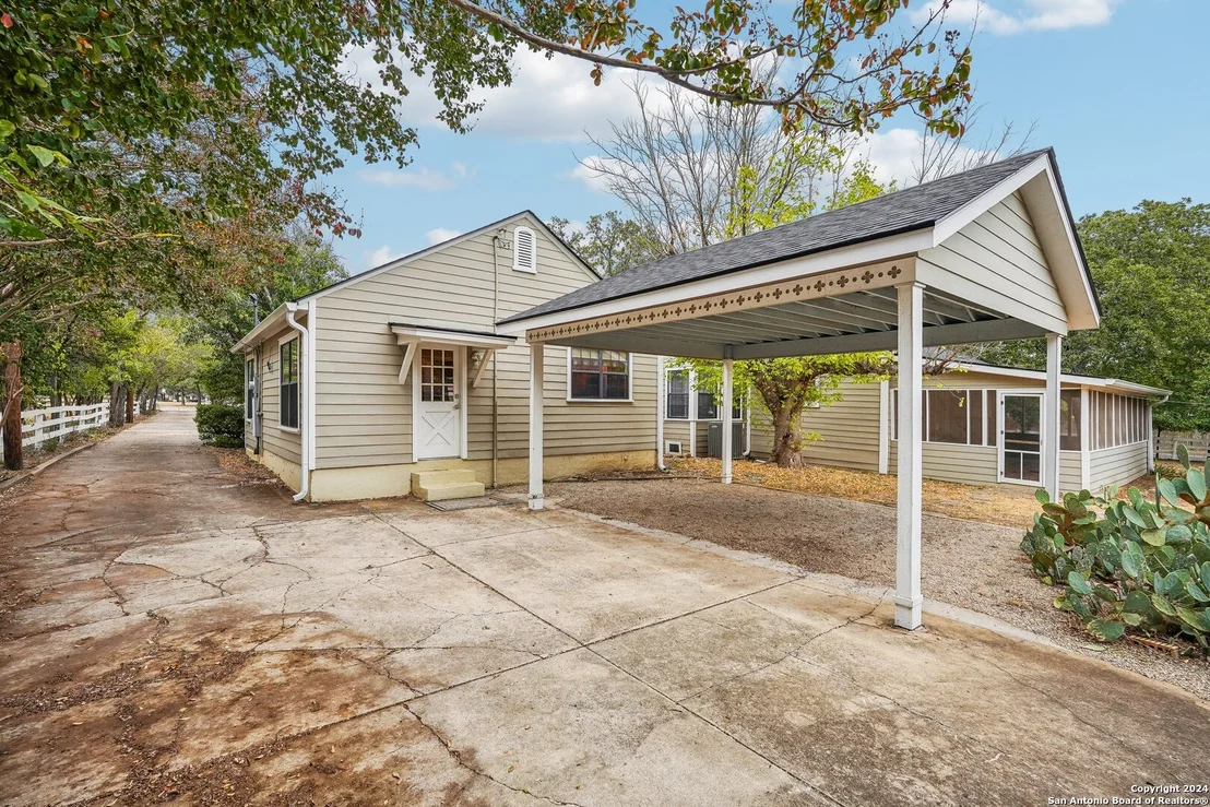 Photo of 913 Jackson Rd