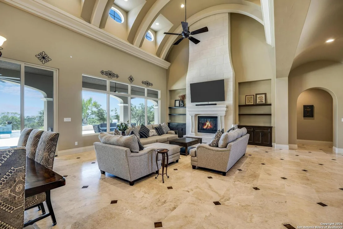 Photo of 11420 MONTELL PT