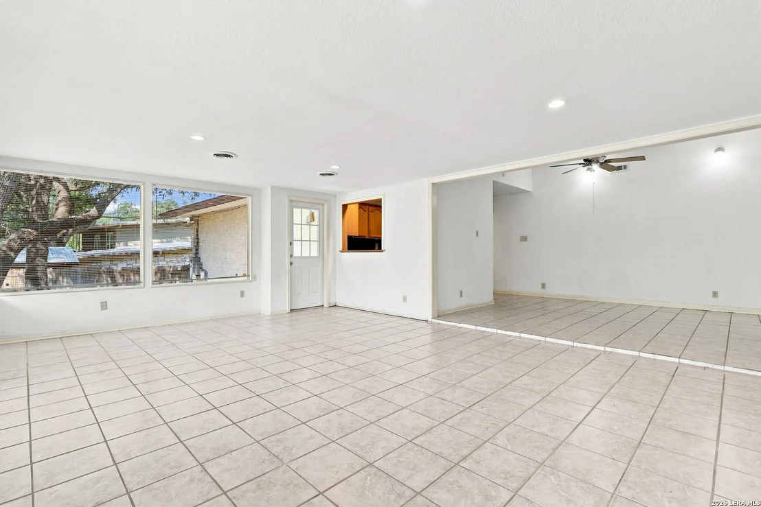 Photo of 2902 Old Ranch Rd