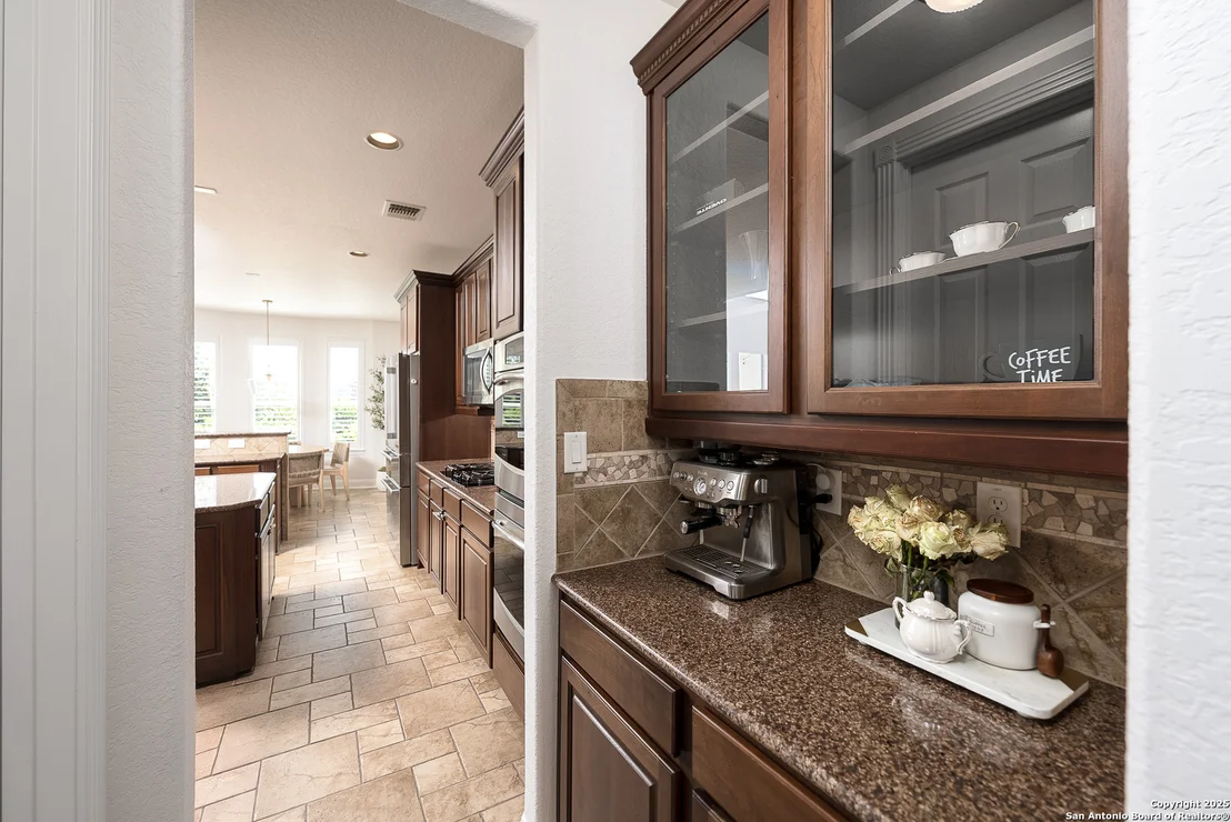 Photo of 24806 Ellesmere