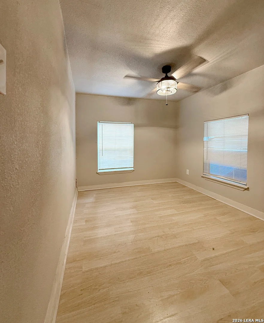 Photo of 1806 Steves