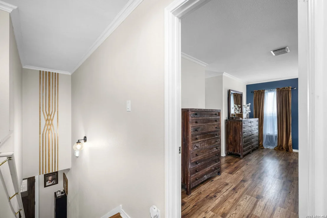 Photo of 231 Samantha Dr