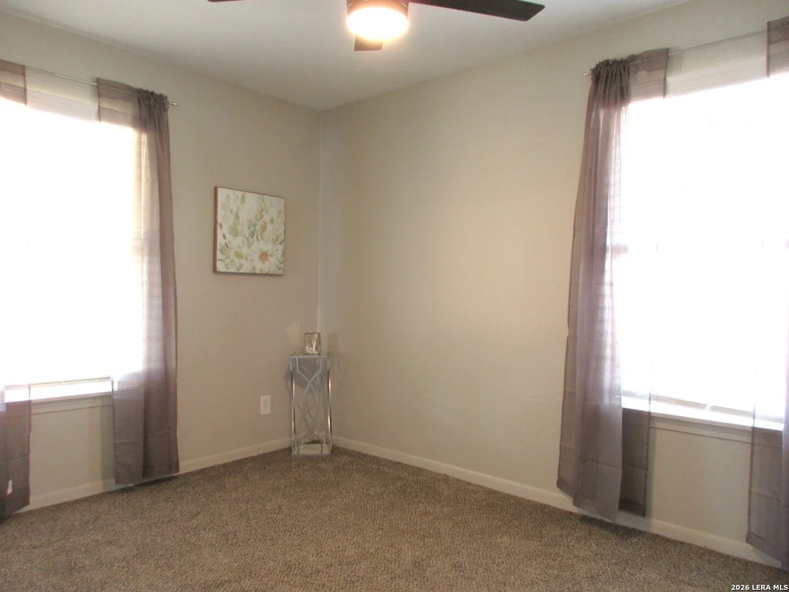 Photo of 409 COUGHRAN RD