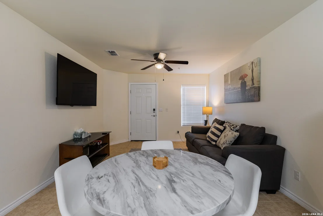 Photo of Unit UNIT24 at 391 Riverside