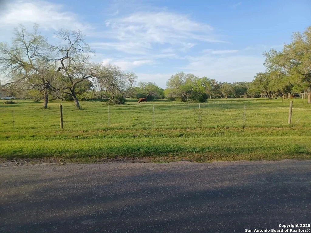 Photo of 2915 Carr Road