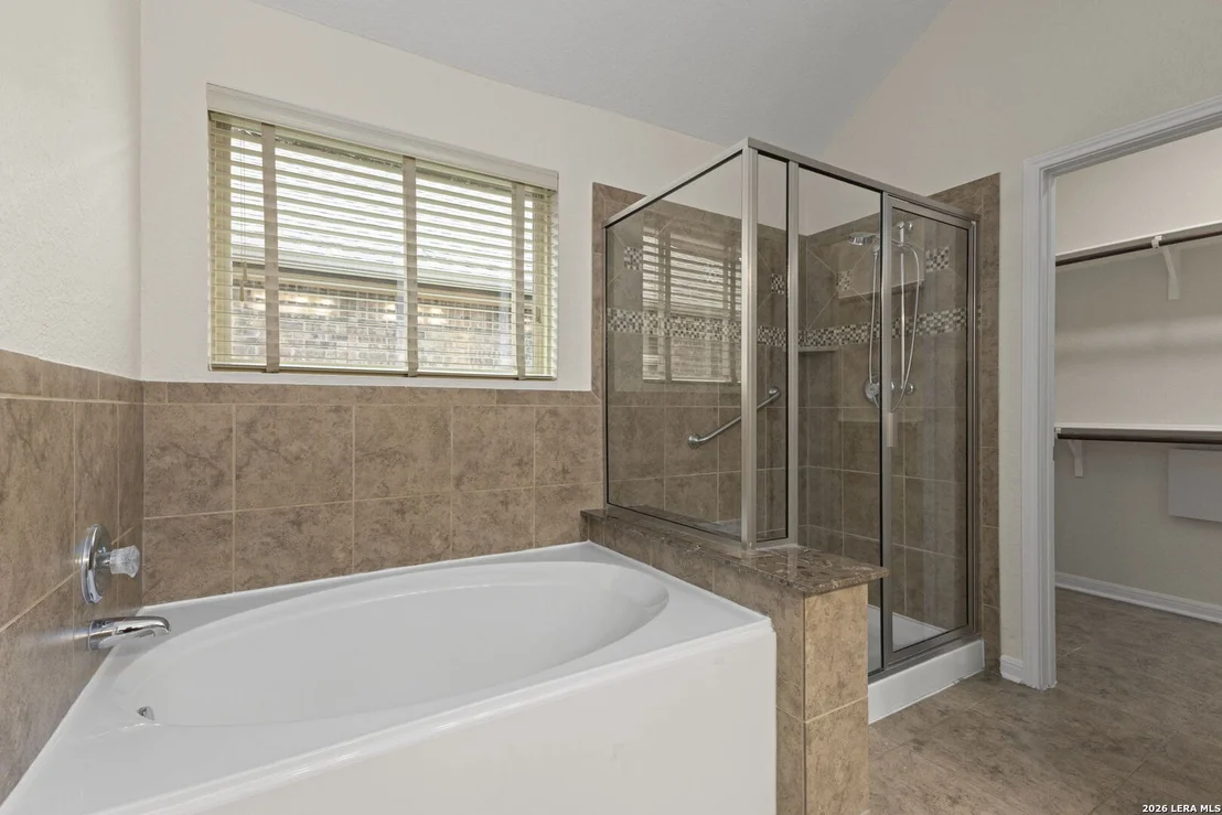 Photo of 224 Chisholm Dr