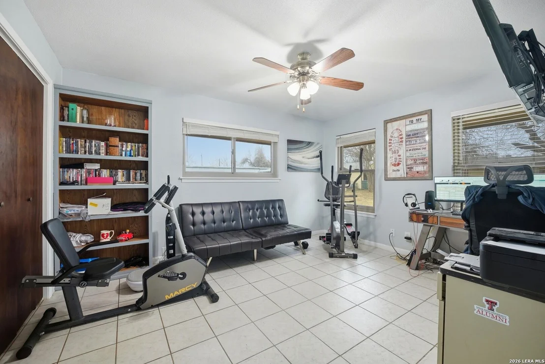 Photo of 15047 Mesquite