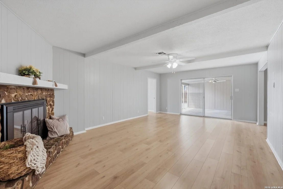 Photo of 1022 Olney Dr