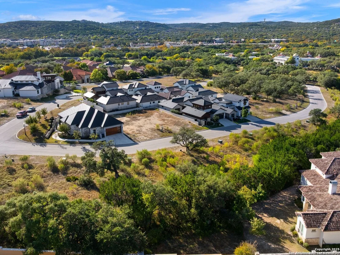 Photo of 11 DOMINION MEADOWS