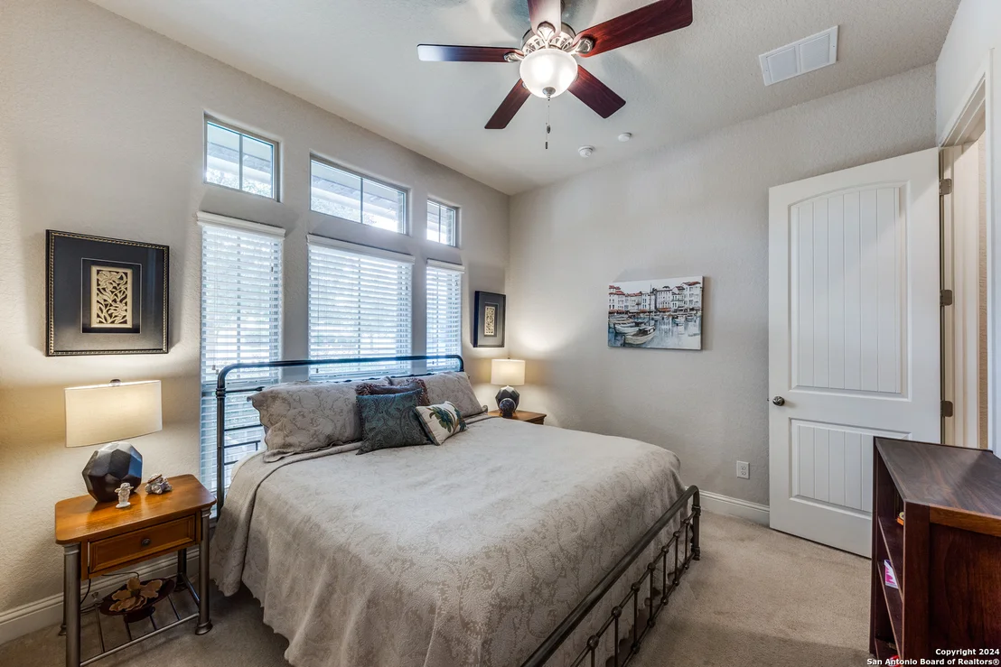 Photo of 11427 WAKE ROBIN