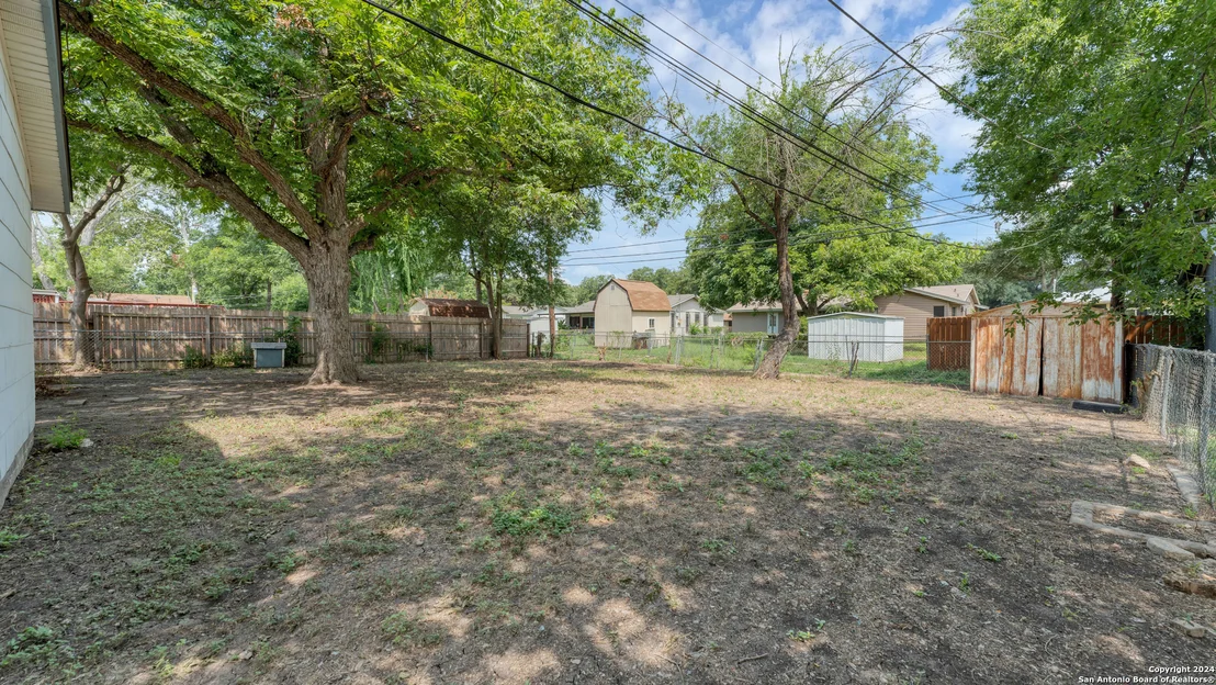 Photo of 5223 REDDING LN