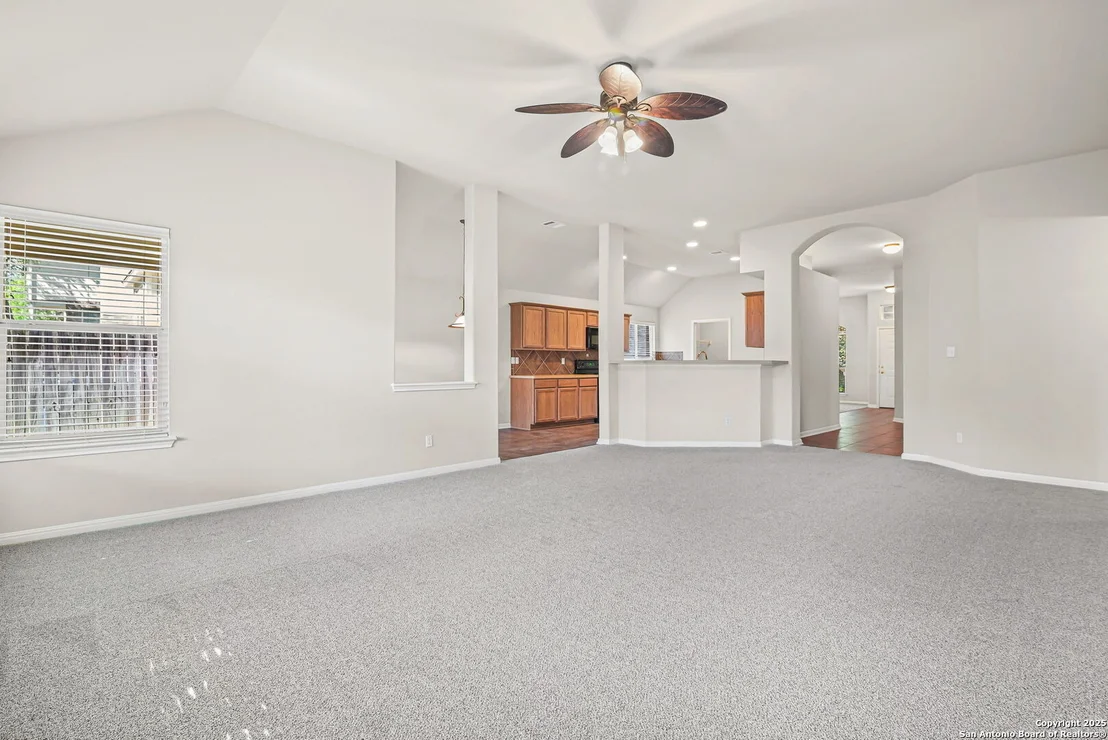 Photo of 9810 Selbourne