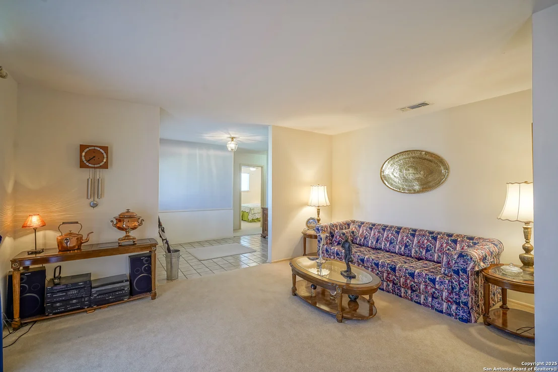 Photo of 6514 Robin Forest
