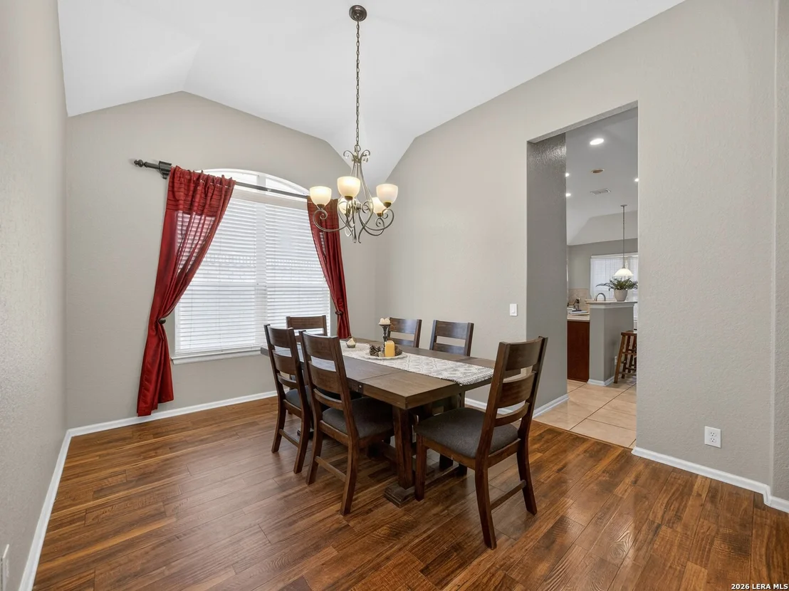 Photo of 4307 James Bowie