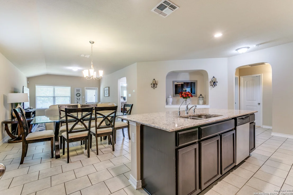 Photo of 4122 Salado