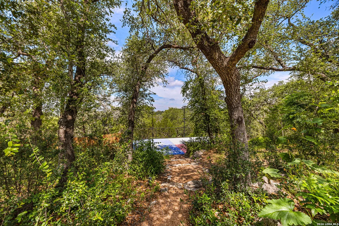 Photo of 1059 Flagstone