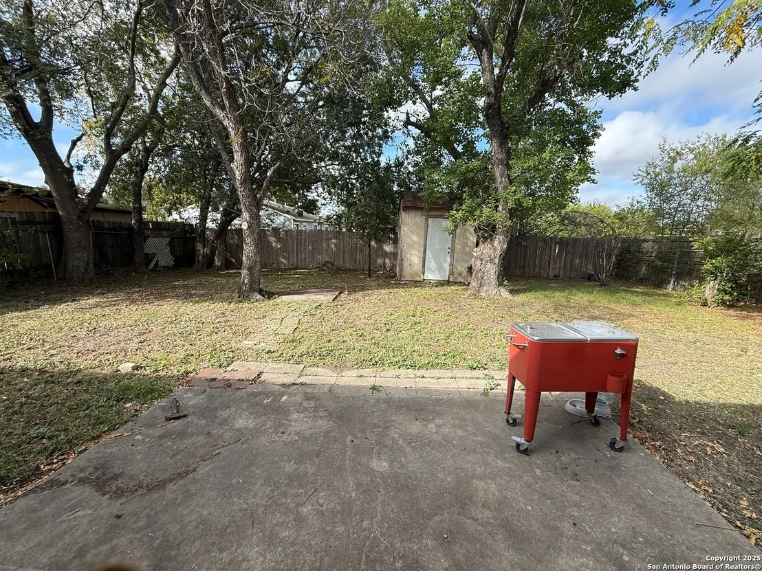 Photo of 9331 Odem