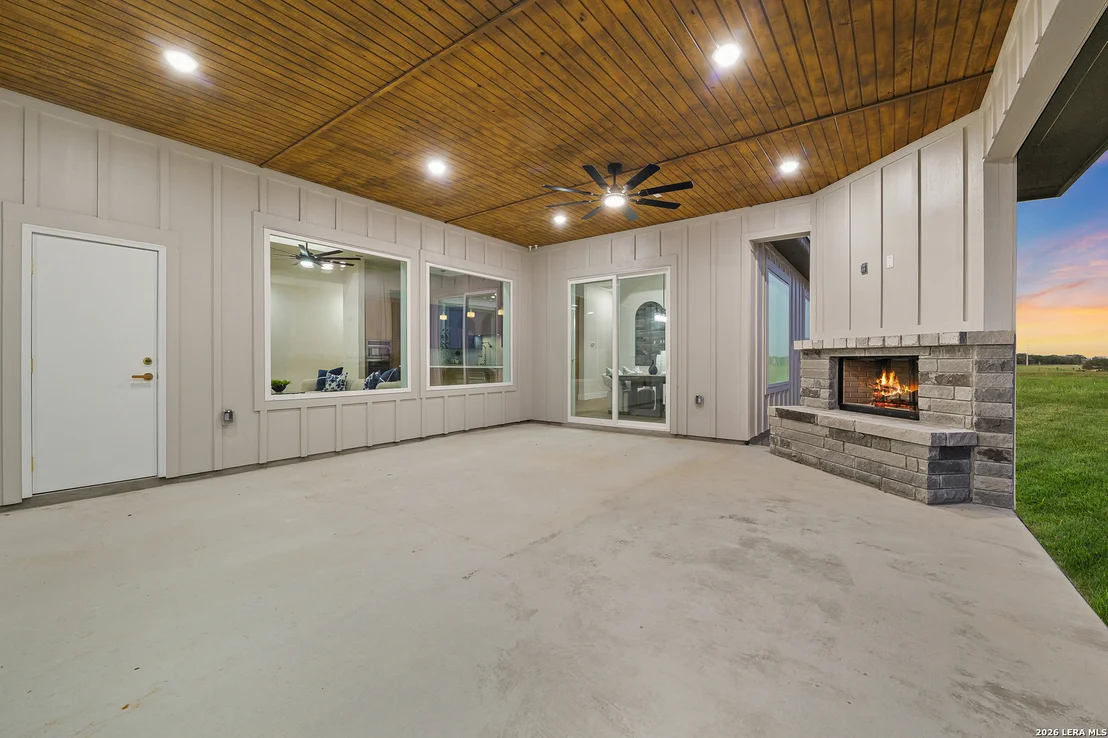Photo of 116 Pioneer Dr