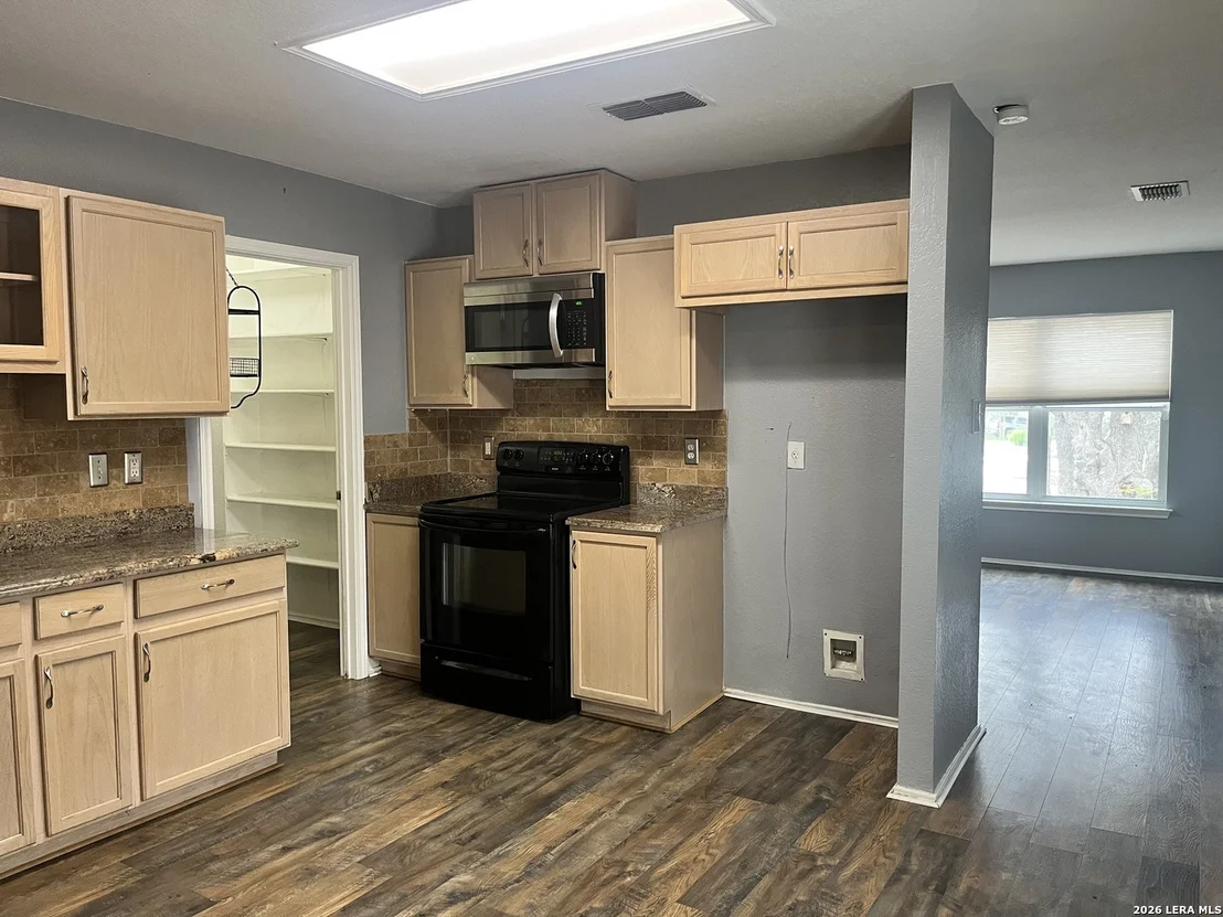Photo of 16131 IKE LN