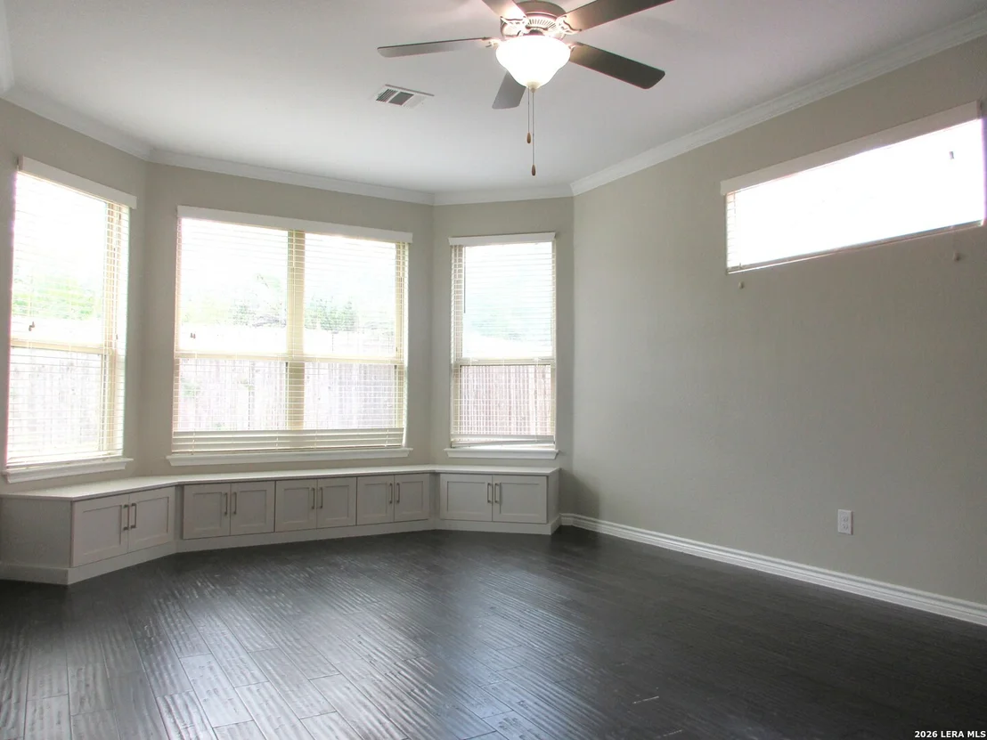 Photo of 261 PRAIRIE VIS