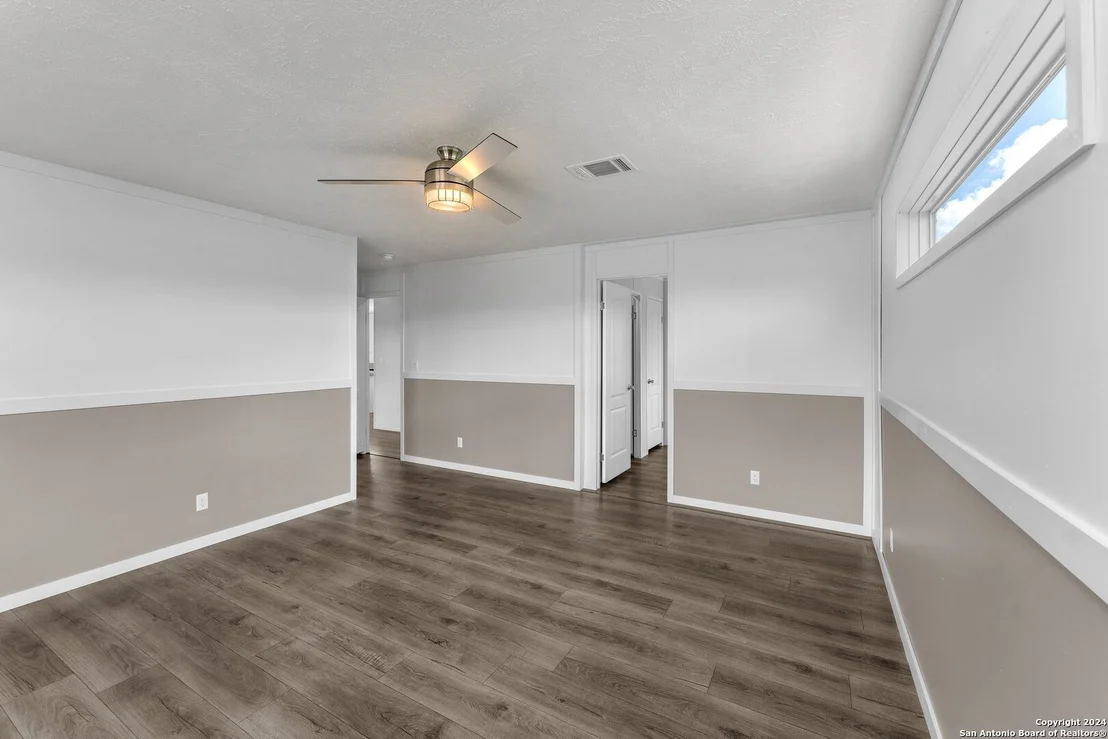 Photo of 347 Mahan Rd