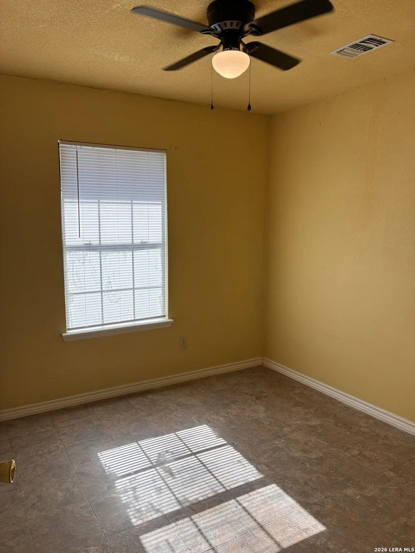 Photo of 2340 Royal Park