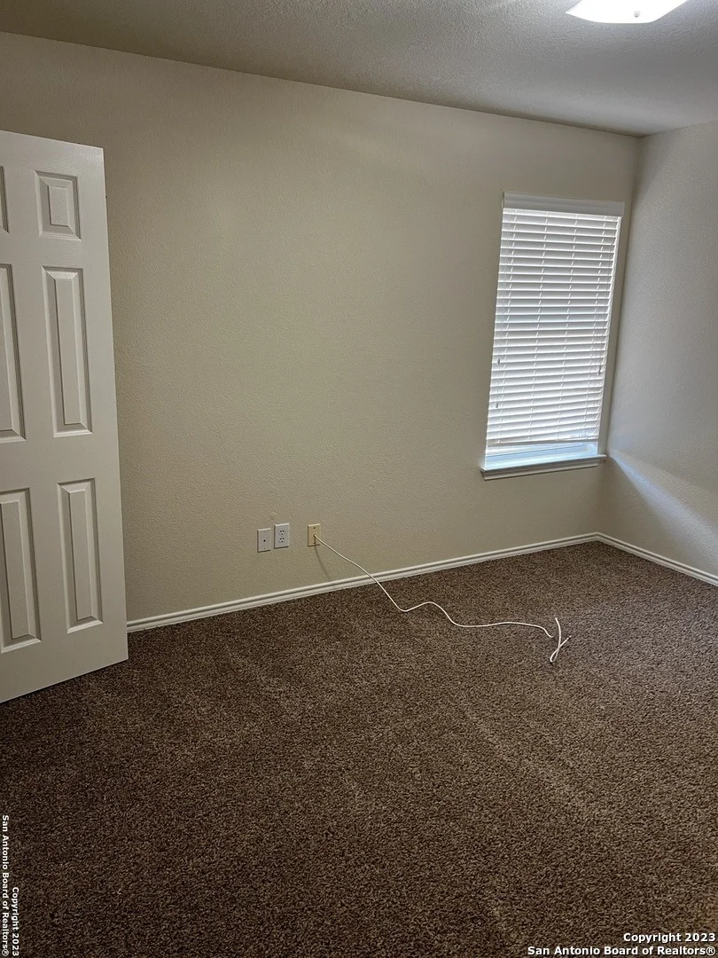 Photo of 12610 Point Sound