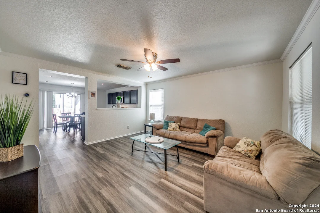 Photo of 4927 Ancient Elm