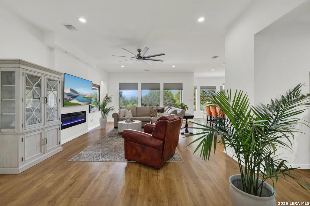 Photo of 105 N John Bird