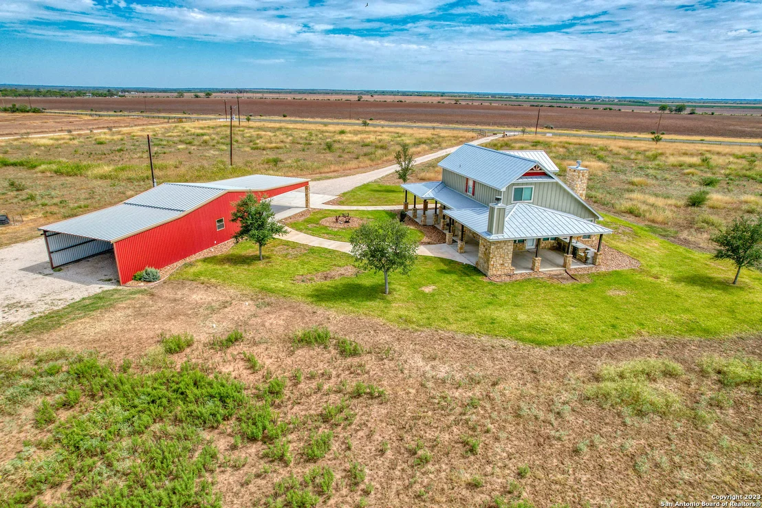 Photo of 2371 N Ranch Road 187