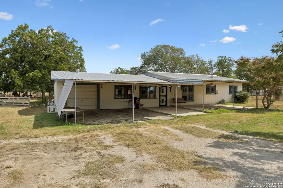 Photo of 8677 Kirkner RD