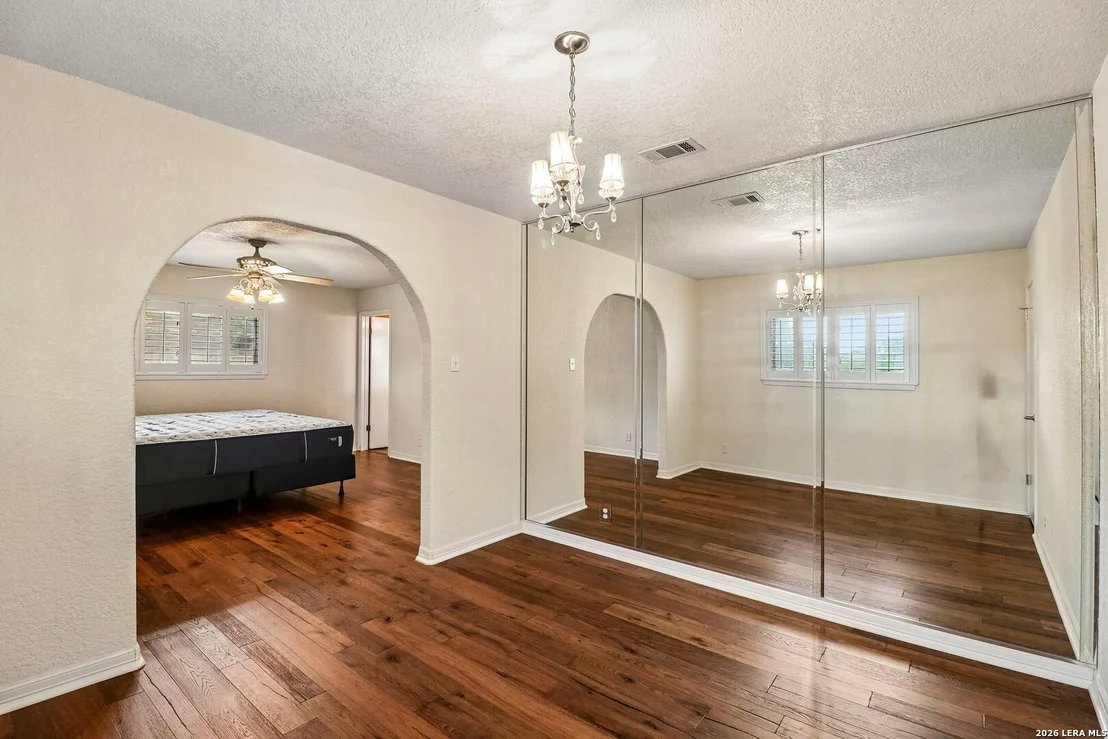 Photo of 102 Meadowland