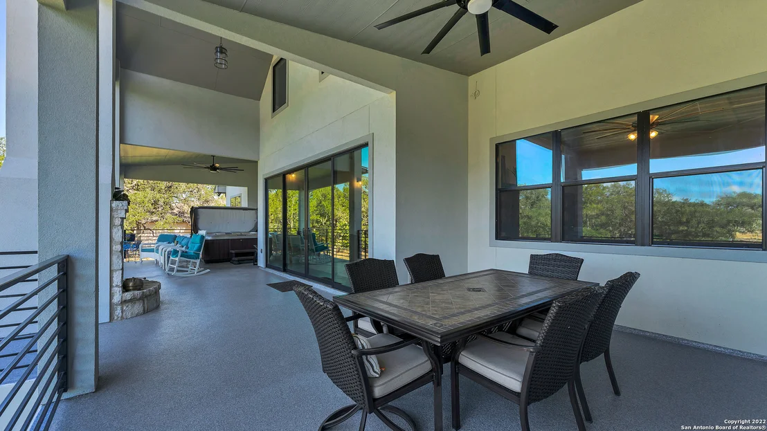 Photo of 1231 Smoky Loop Rd
