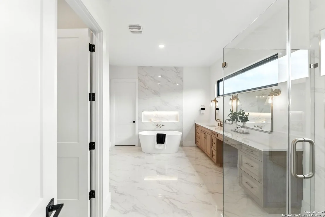 Photo of 10302 Kendall Canyon