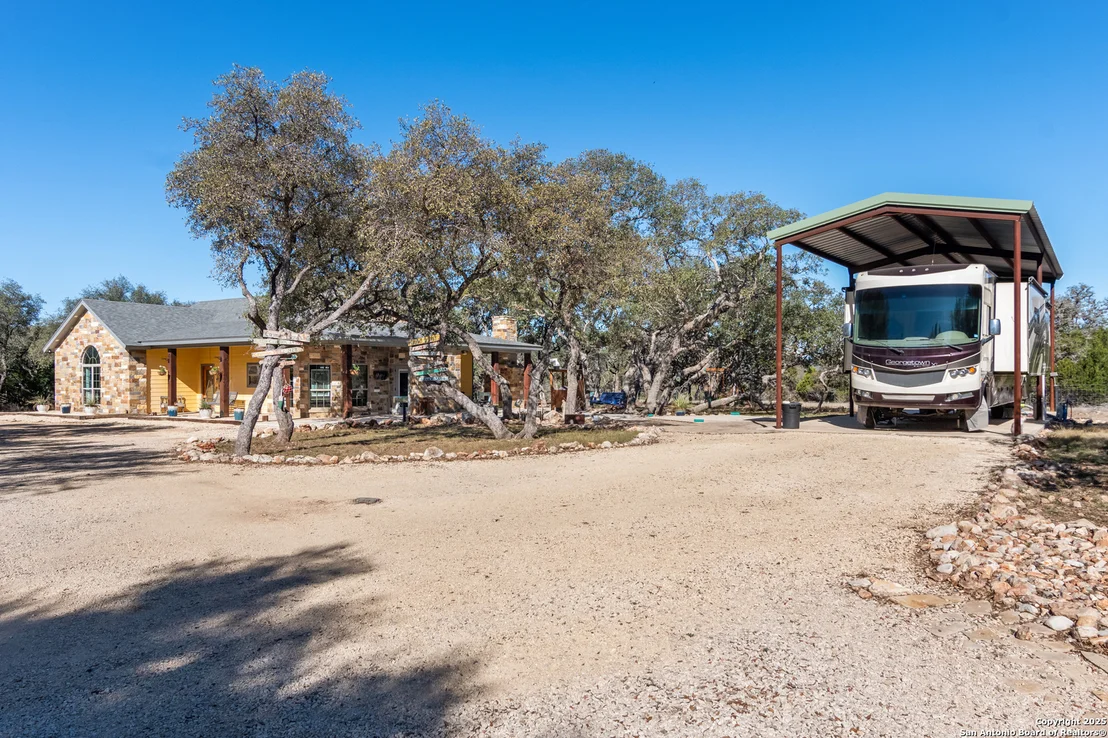 Photo of 381 Camino Primero