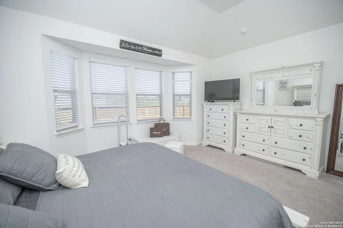 Photo of 4819 Park Leaf
