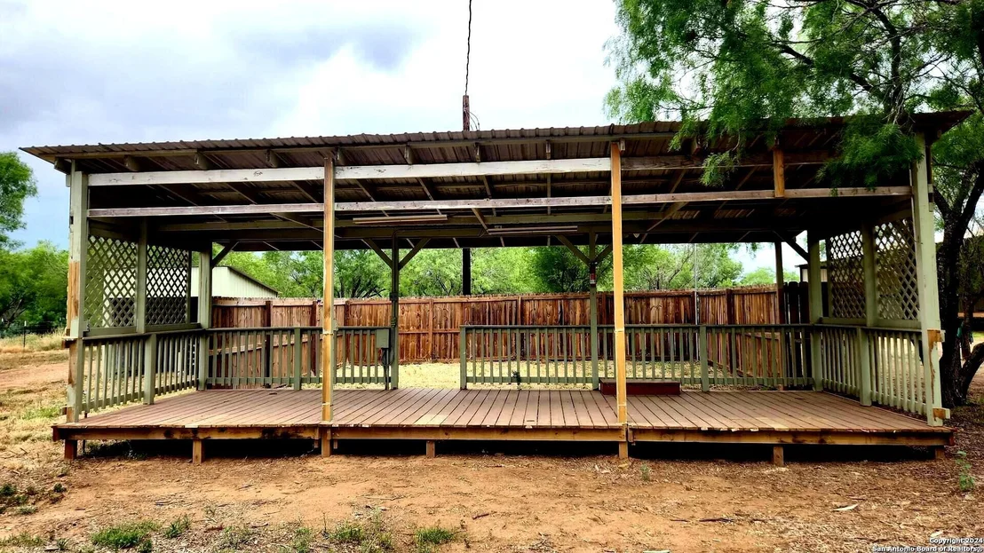 Photo of 1848 County Road 2557
