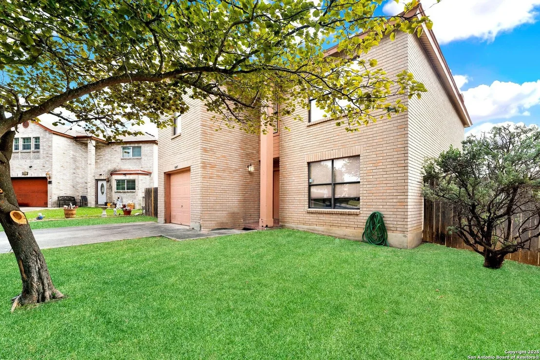 Photo of 6847 Evercrest
