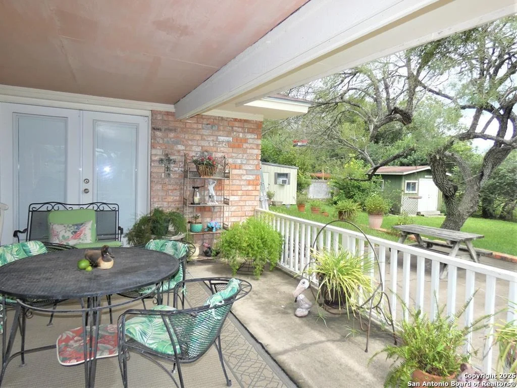Photo of 12 Encino Loma
