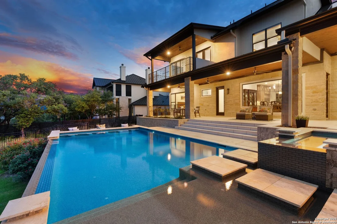 Photo of 207 River Bend