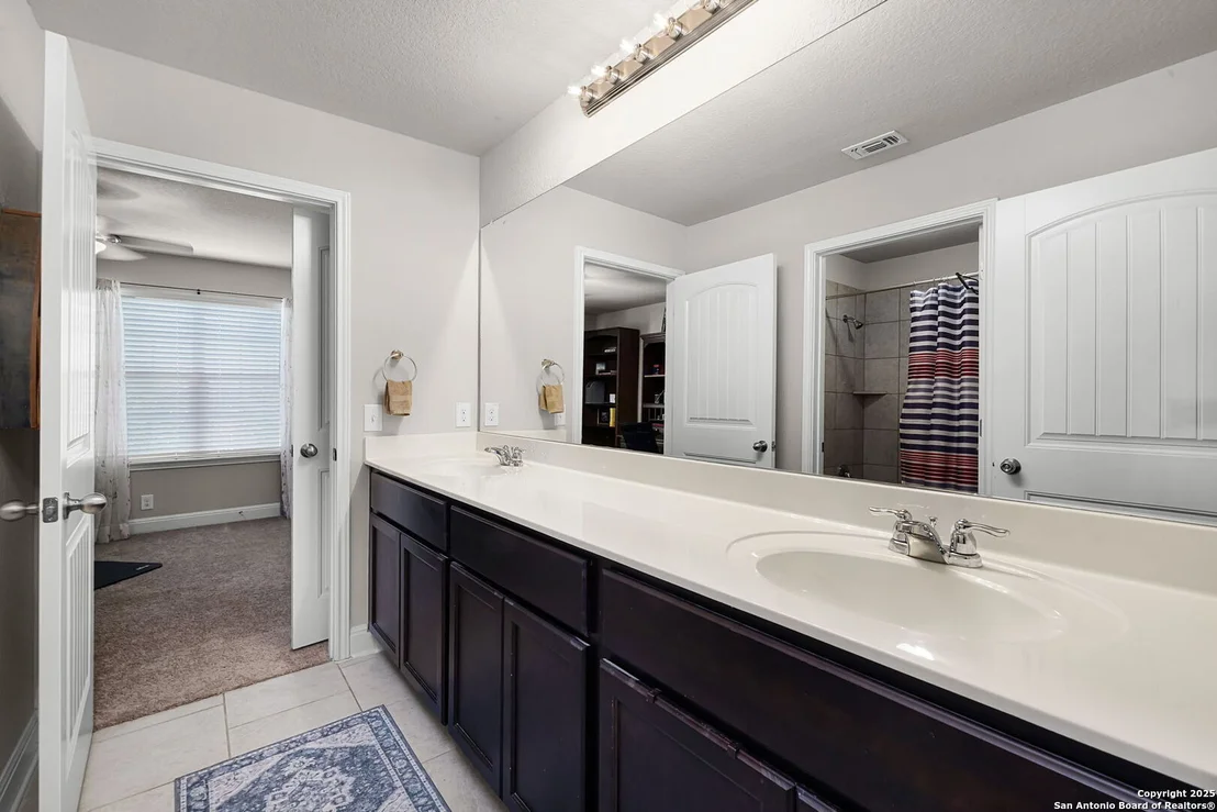 Photo of 124 White Rock
