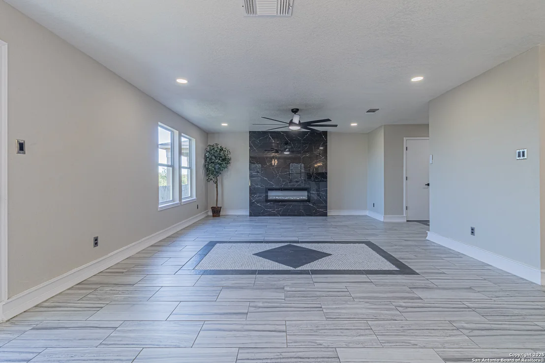 Photo of 5110 Sunview Vly
