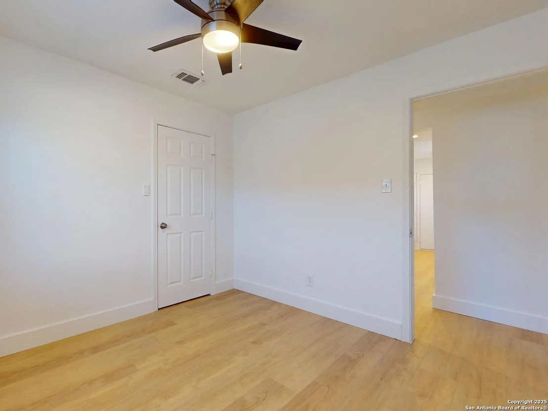 Photo of 215 Artemis