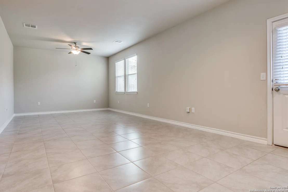 Photo of 5614 Burr Bluff
