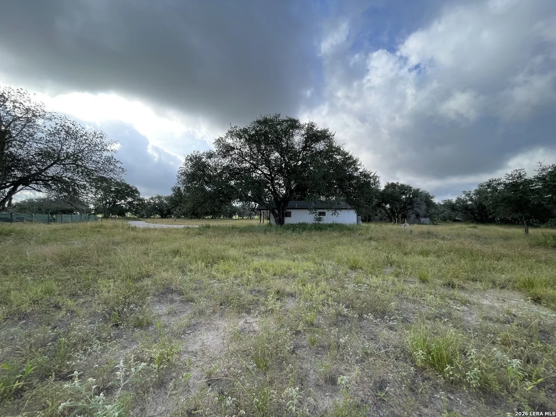 Photo of 1742 County Road 777