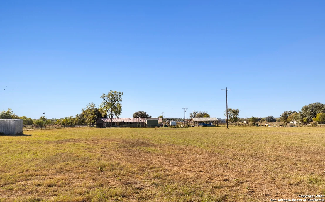 Photo of 458 COUNTY ROAD 664