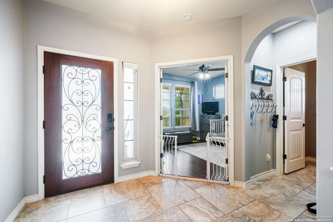 Photo of 505 Saddle Hill