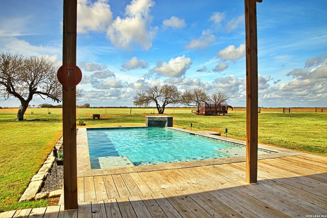 Photo of 7017 County Road 2253