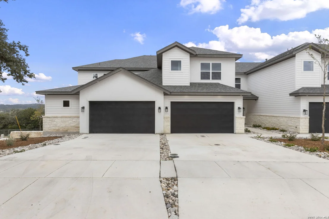 Photo of 106 MAGNOLIA CIR
