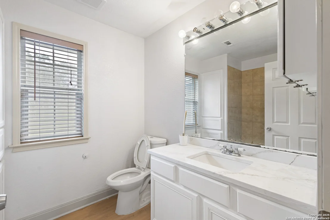 Photo of 339 Granite